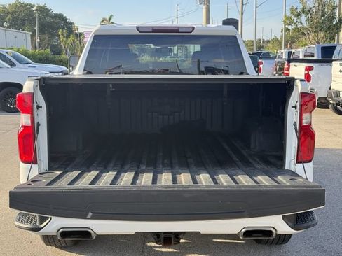 Used 2020 Chevrolet Silverado 1500 Custom w/ Custom Max Trailering Package AWD/4WD image 11