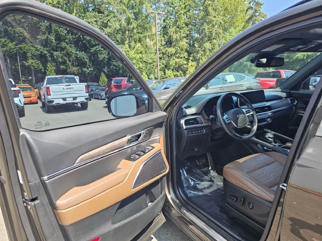 Used 2022 Kia Telluride SX w/ SX Prestige Package AWD/4WD image 23