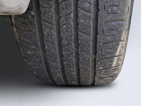 Used 2017 Toyota Corolla L image 14