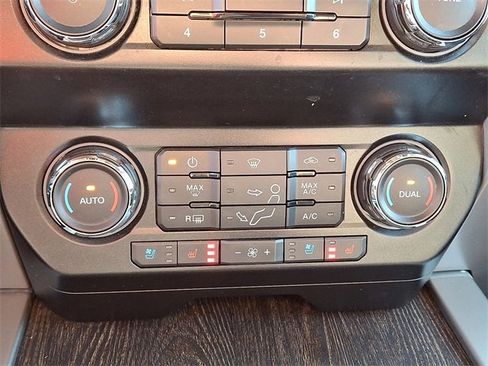 Certified 2020 Ford F250 Lariat w/ Lariat Ultimate Package image 15