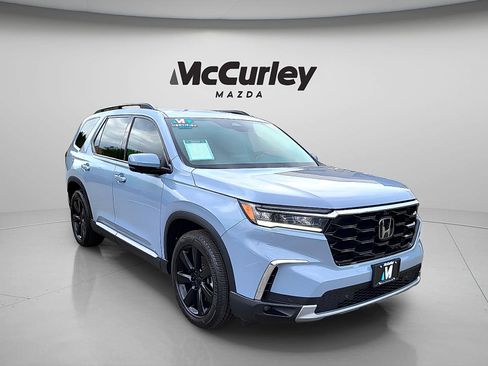 Used 2024 Honda Pilot Elite image 1