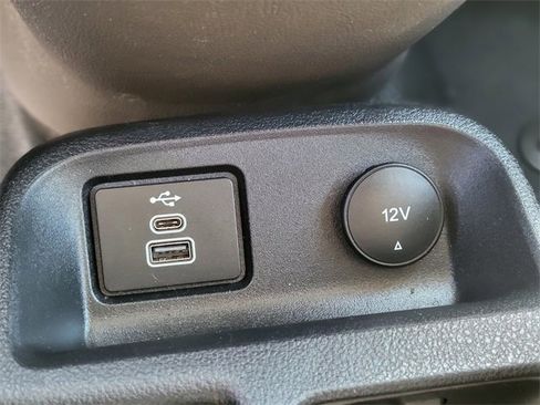 Used 2022 Ford Transit Connect XL image 26