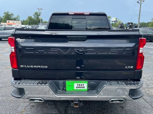 Used 2023 Chevrolet Silverado 1500 LTZ w/ LTZ Convenience Package II AWD/4WD image 5