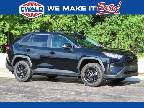 Used 2021 Toyota RAV4 XLE w/ Convenience Package AWD/4WD image 1