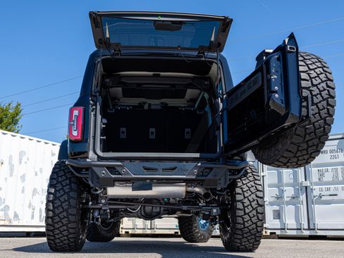 New 2025 Ford Bronco Badlands image 40