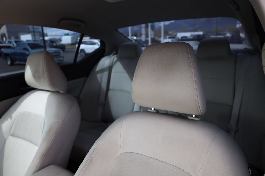 Used 2021 Nissan Altima 2.5 SV FWD image 18