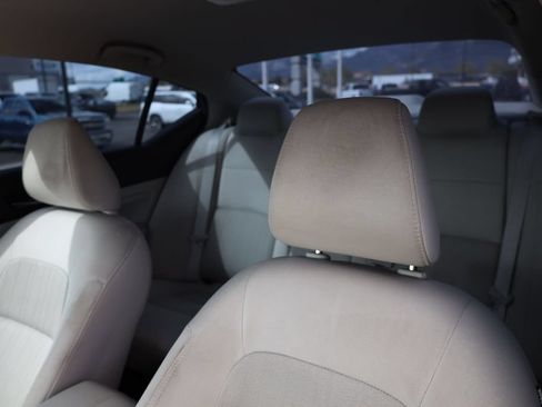 Used 2021 Nissan Altima 2.5 SV FWD image 18