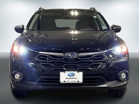 Used 2024 Subaru Crosstrek 2.0i Premium image 2