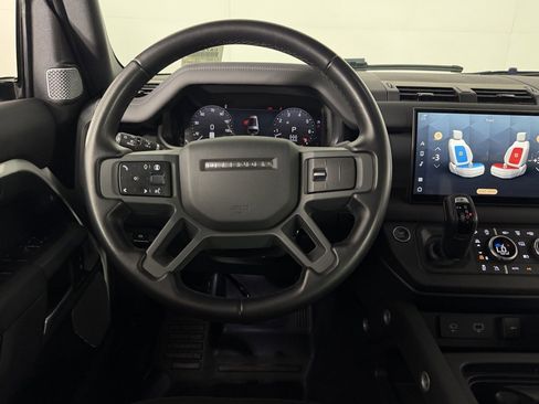Used 2024 Land Rover Defender 130 X-Dynamic SE image 11
