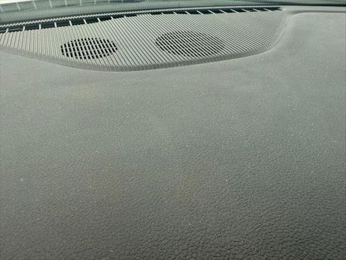 Certified 2025 Jeep Grand Cherokee Laredo image 12