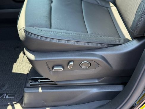 New 2026 GMC Sierra 1500 Denali AWD/4WD image 26