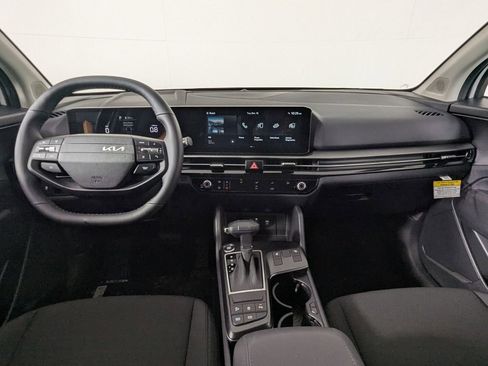 New 2026 Kia Sportage LX w/ LX Convenience Package AWD/4WD image 14