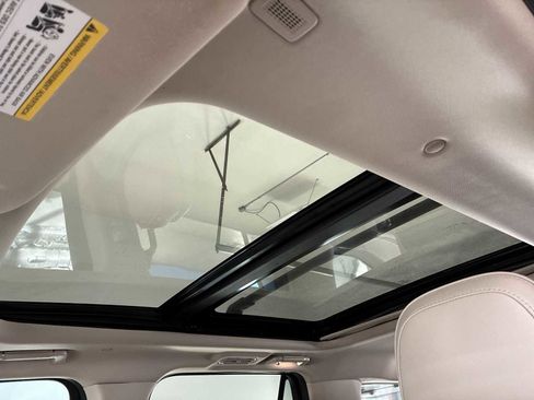 Used 2019 Lincoln Navigator L Reserve w/ Cargo Package image 16