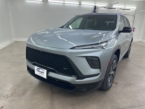 New 2026 Buick Enclave Sport Touring w/ Power Package image 4