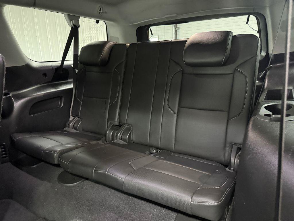 Used 2020 Chevrolet Suburban Premier AWD/4WD image 36