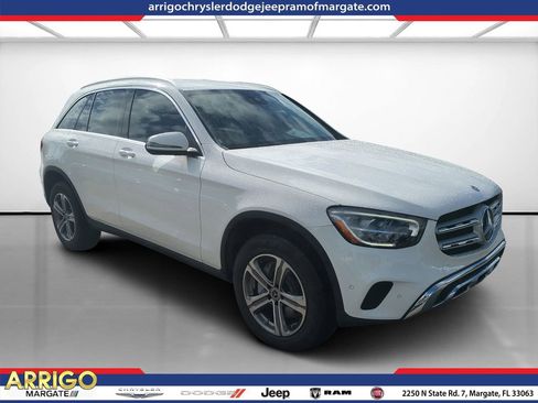 Used 2022 Mercedes-Benz GLC 300 4MATIC image 1