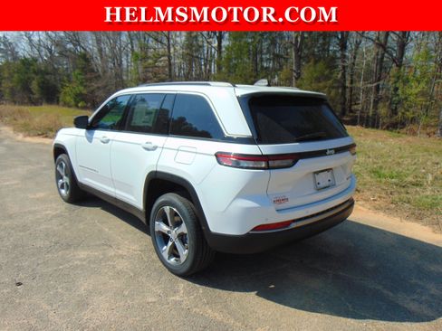 New 2026 Jeep Grand Cherokee Limited AWD/4WD image 10