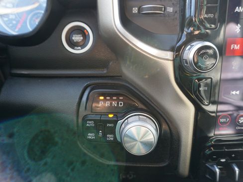 Used 2019 RAM 1500 Laramie image 21