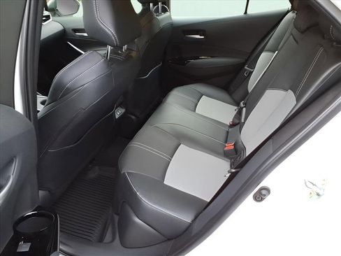 Used 2025 Toyota Corolla XSE image 14