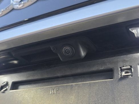 Used 2024 Audi Q5 e Premium Plus w/ Premium Plus Package image 12