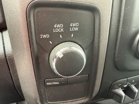 Used 2013 RAM 3500 ST w/ SXT Appearance Group image 43