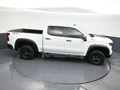 Used 2024 Chevrolet Silverado 1500 Custom Trail Boss AWD/4WD image 20