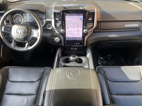 Used 2025 RAM 1500 Laramie AWD/4WD image 19