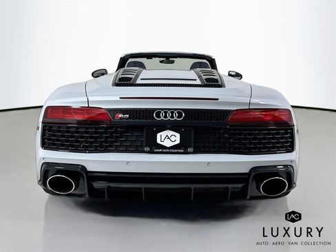 Used 2021 Audi R8 V10 w/ Premium Package image 7