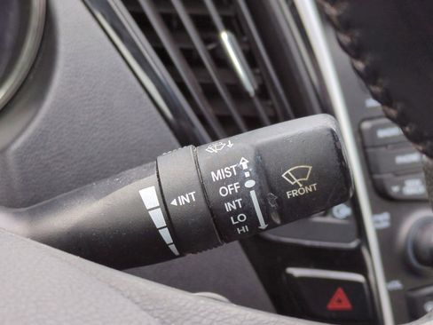 Used 2013 Hyundai Sonata Limited image 29