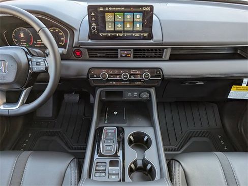 New 2025 Honda Pilot EX-L image 7