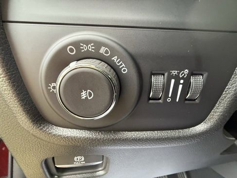 New 2025 Jeep Grand Cherokee L Limited image 19