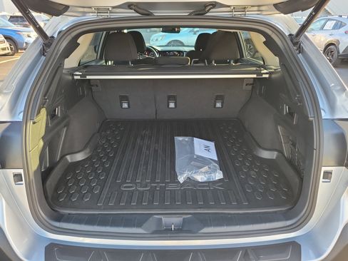 Certified 2025 Subaru Outback Premium w/ Popular Package #1A image 12