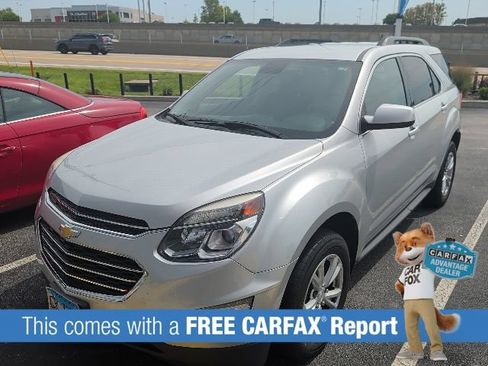 Used 2017 Chevrolet Equinox LT w/ Convenience Package FWD image 2
