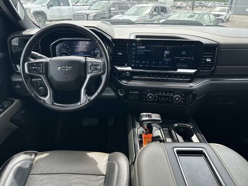 Used 2022 Chevrolet Silverado 1500 ZR2 w/ Technology Package AWD/4WD image 19