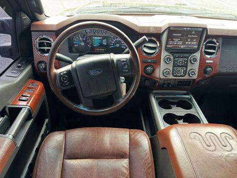 Used 2014 Ford F250 King Ranch w/ King Ranch w/Chrome Package image 18