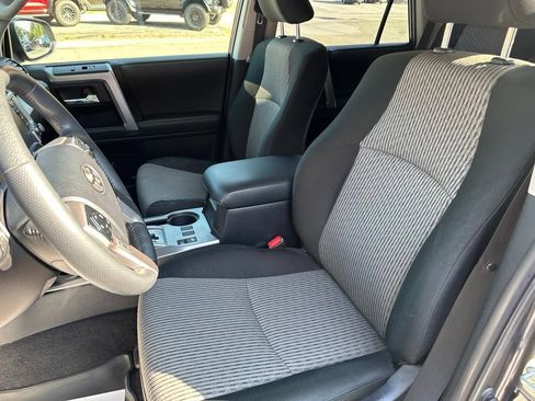 Used 2023 Toyota 4Runner SR5 AWD/4WD image 12