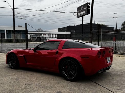 Used 2007 Chevrolet Corvette Z06 w/ Preferred Equipment Group image 24