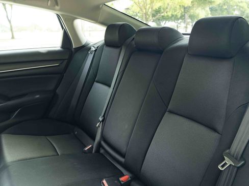 Used 2018 Honda Accord LX image 18