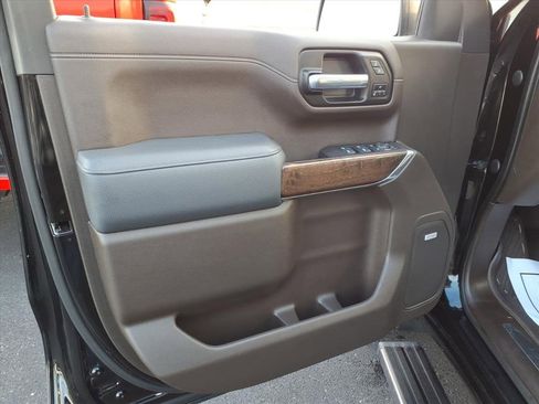 Used 2021 GMC Sierra 1500 Denali w/ Denali Ultimate Package image 13