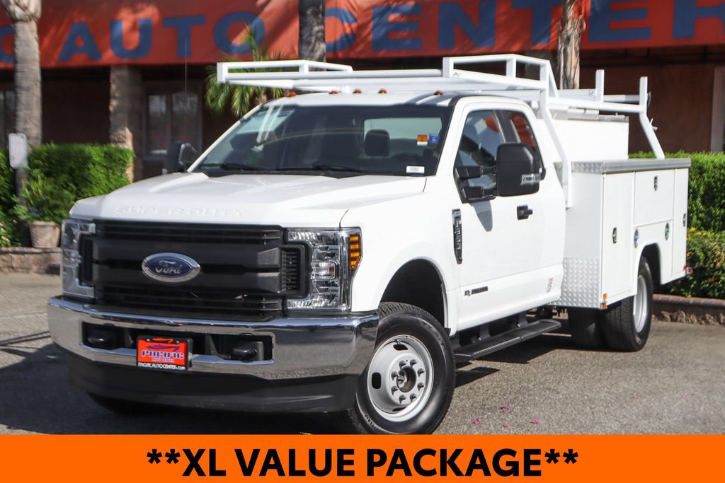 Used 2019 Ford F350 XL w/ XL Value Package AWD/4WD image 4