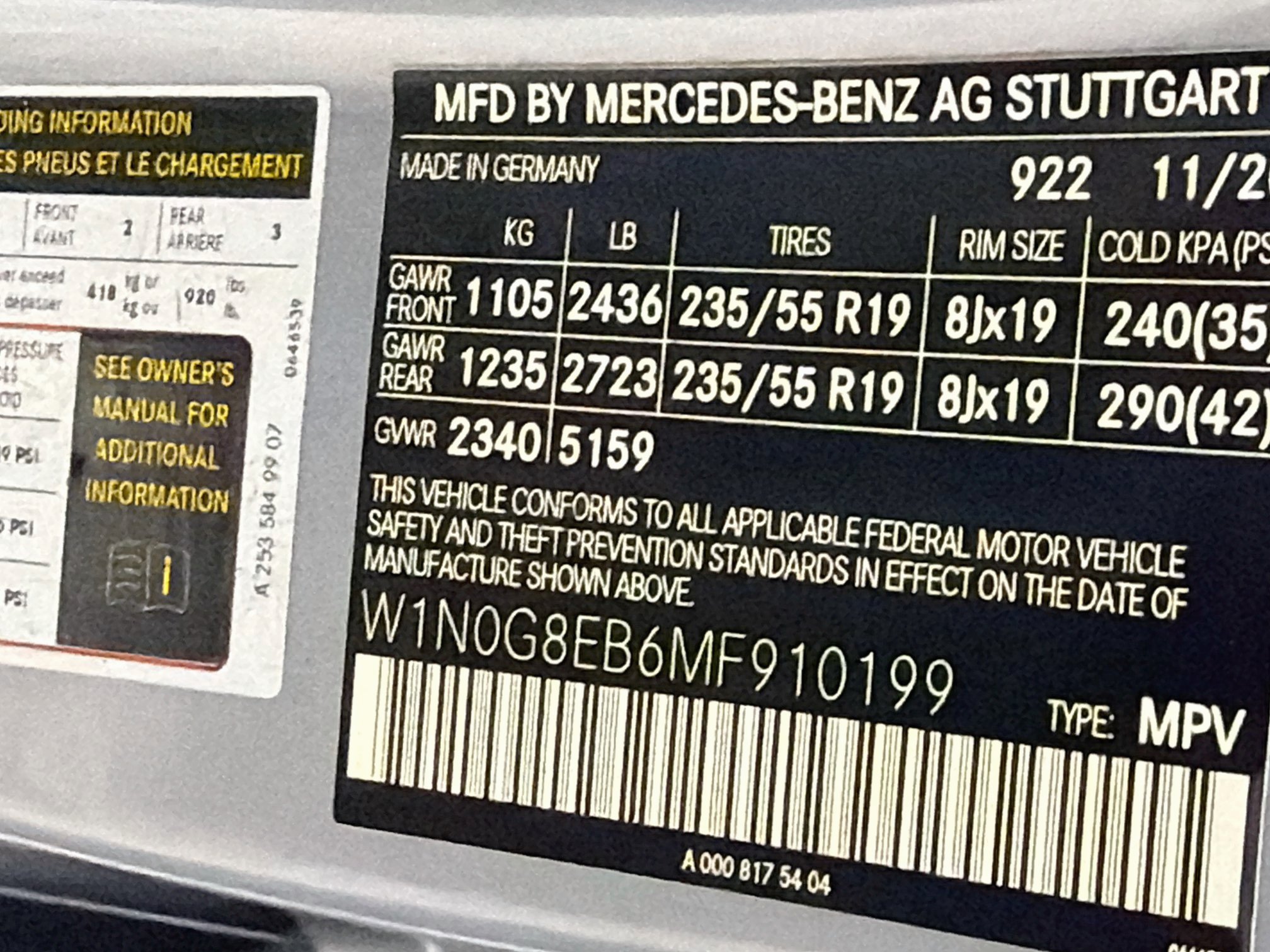 Used 2021 Mercedes-Benz GLC 300 4MATIC w/ Premium Package image 12