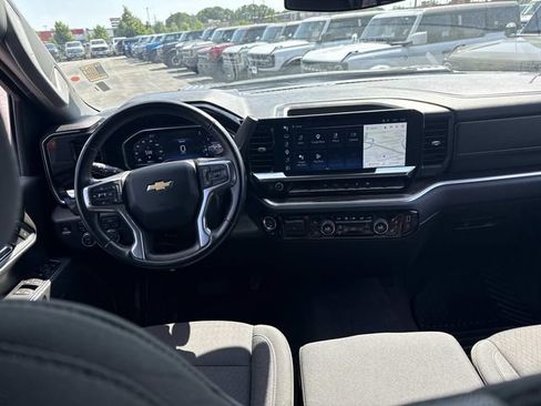 Used 2025 Chevrolet Silverado 2500 LT w/ Convenience Package AWD/4WD image 20