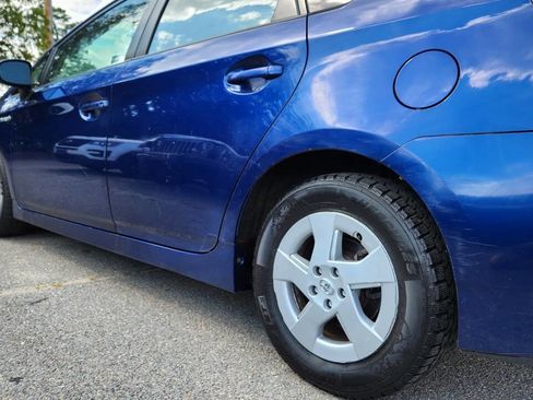 Used 2011 Toyota Prius One image 9