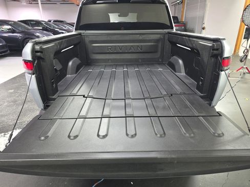 Used 2023 Rivian R1T Adventure AWD/4WD image 11
