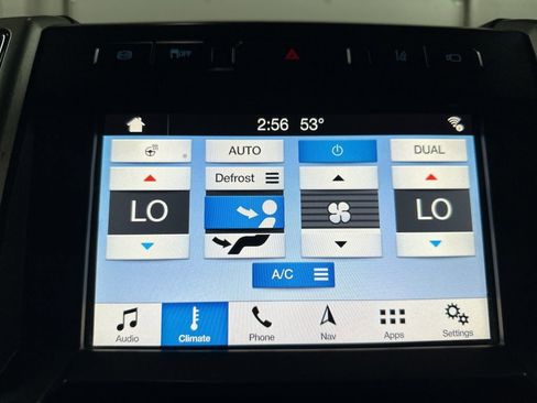 Used 2018 Ford F350 Lariat w/ Lariat Ultimate Package AWD/4WD image 31