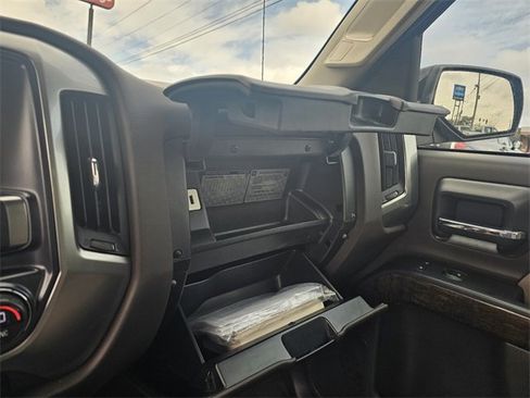 Used 2017 Chevrolet Silverado 1500 LT w/ All Star Edition image 22