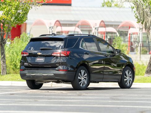 Used 2022 Chevrolet Equinox LT FWD image 41