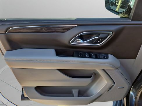 Used 2021 Chevrolet Tahoe LT w/ Luxury Package image 26