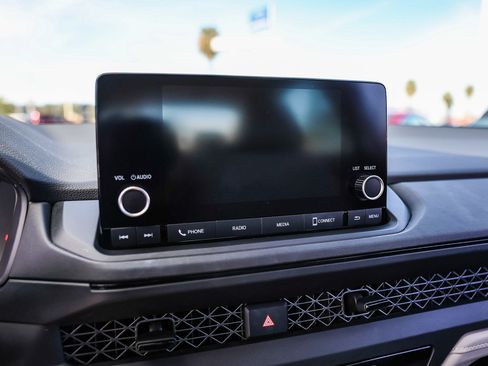 Certified 2023 Honda Accord LX image 14