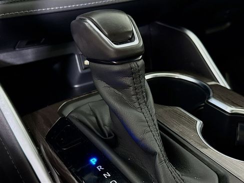 Certified 2020 Toyota Highlander Limited image 10